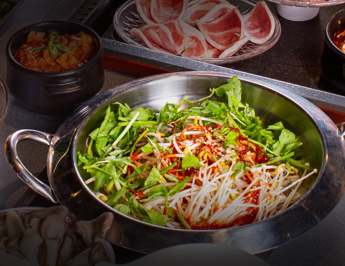 luxury main figure02